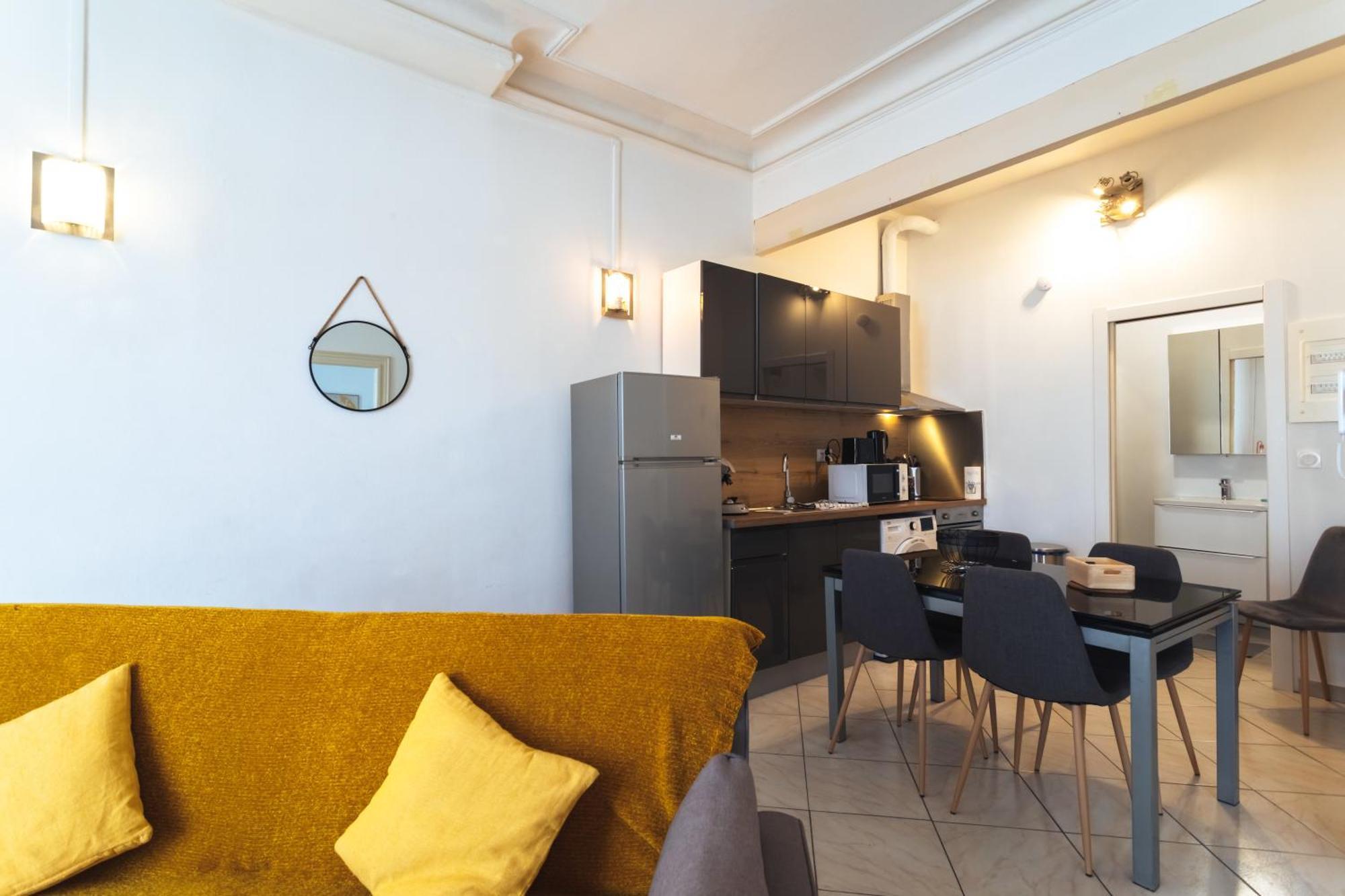Le Albert 1Er Beziers Appartements Tout Equipes ภายนอก รูปภาพ